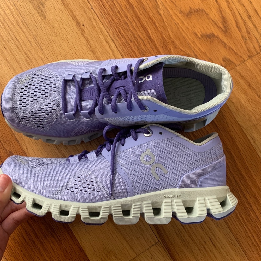 BRAND NEW On Cloud Sneakers